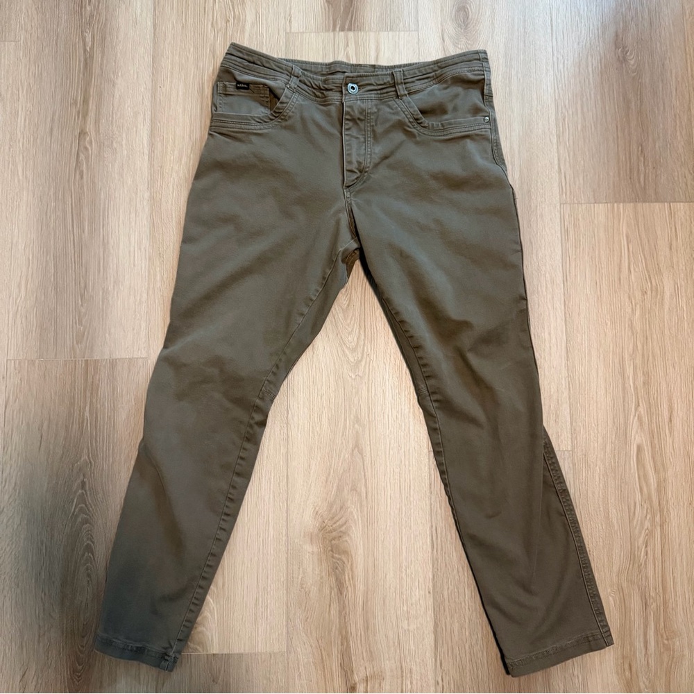 Men’s Kühl Revolt Pants (Khaki/Tan) — Size 38x32